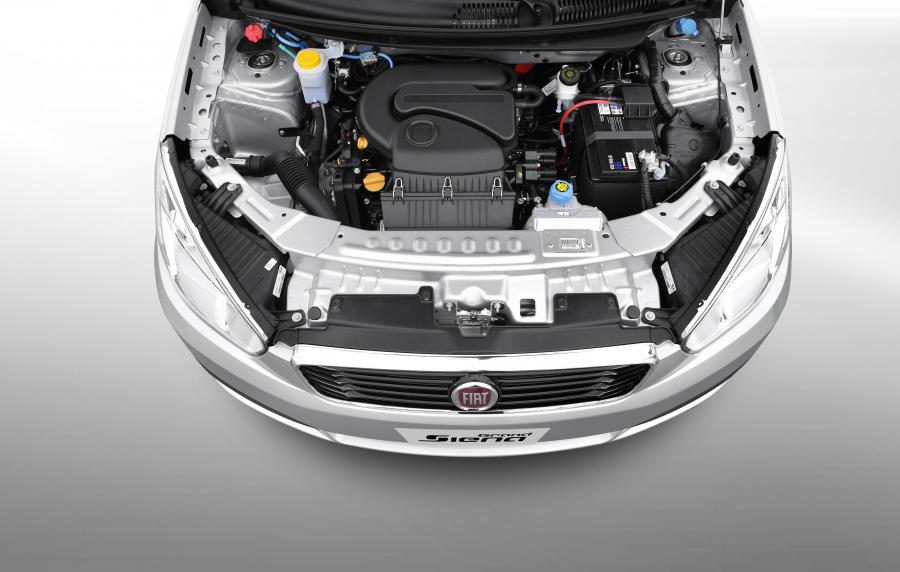 Моторный отсек Fiat Grand Siena Attractive 2016 года  (фото 10 из 12)